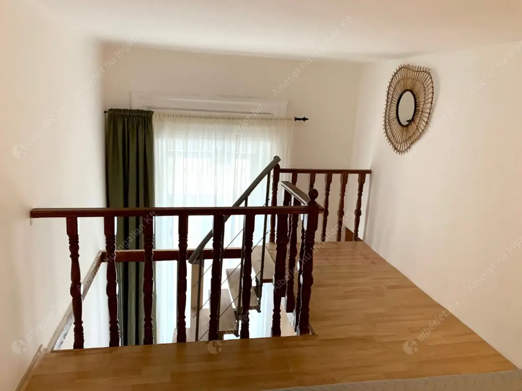 Kiadó albérlet 623000 Ft/hó áron: Budapest, VII. kerület  Huszár utca. Mérete: 80 nm, 3 szobás | Alberlet.hu - 6568482