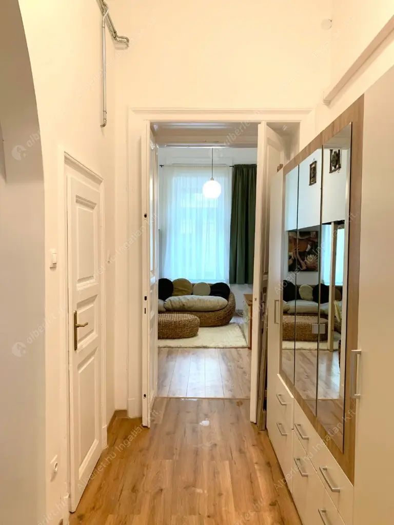 Kiadó albérlet 623000 Ft/hó áron: Budapest, VII. kerület  Huszár utca. Mérete: 80 nm, 3 szobás | Alberlet.hu - 6568492