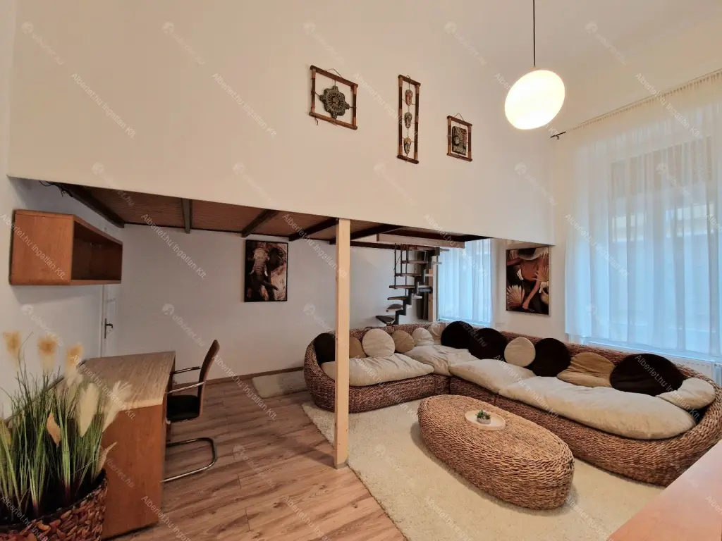 Kiadó albérlet 455000 Ft/hó áron: Budapest, VII. kerület  Huszár utca. Mérete: 80 nm, 3 szobás | Alberlet.hu - 6639410