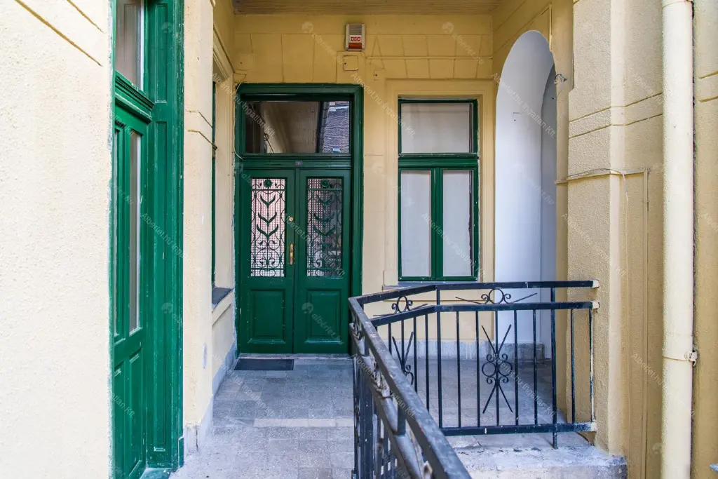 Kiadó albérlet 400000 Ft/hó áron: Budapest, VII. kerület  István utca. Mérete: 136 nm, 4 szobás | Alberlet.hu - 6707590