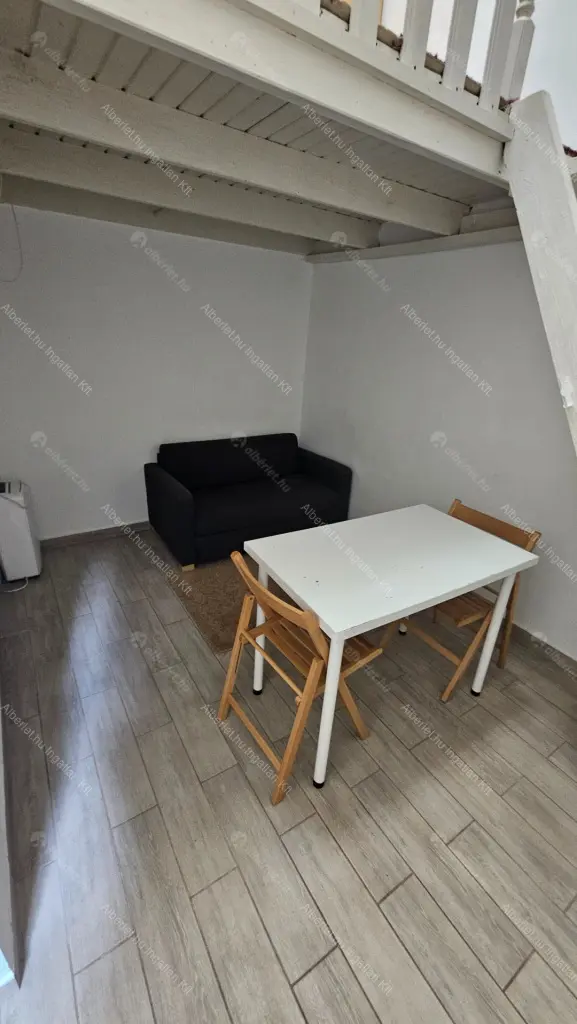 Kiadó albérlet 160000 Ft/hó áron: Budapest, VII. kerület  István utca. Mérete: 27 nm, 1 szobás | Alberlet.hu - 6680362