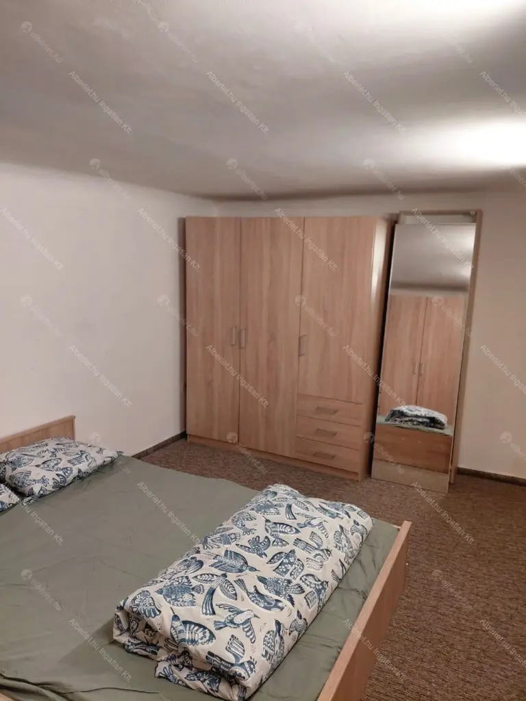 Kiadó albérlet 280000 Ft/hó áron: Budapest, VII. kerület  István utca. Mérete: 31 nm, 2 szobás | Alberlet.hu - 6696239