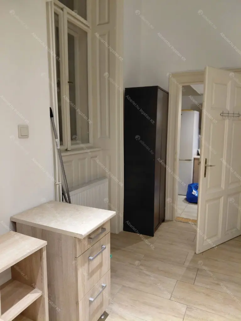 Kiadó albérlet 280000 Ft/hó áron: Budapest, VII. kerület  István utca. Mérete: 31 nm, 2 szobás | Alberlet.hu - 6696245