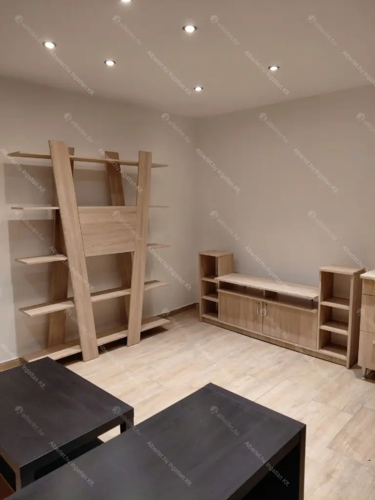 Kiadó albérlet 280000 Ft/hó áron: Budapest, VII. kerület  István utca. Mérete: 31 nm, 2 szobás | Alberlet.hu - 6696249