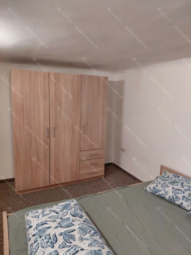 Kiadó albérlet 280000 Ft/hó áron: Budapest, VII. kerület  István utca. Mérete: 31 nm, 2 szobás | Alberlet.hu - 6696255