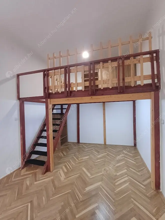 Kiadó albérlet 200000 Ft/hó áron: Budapest, VII. kerület  István utca. Mérete: 44 nm, 2 szobás | Alberlet.hu - 6572623