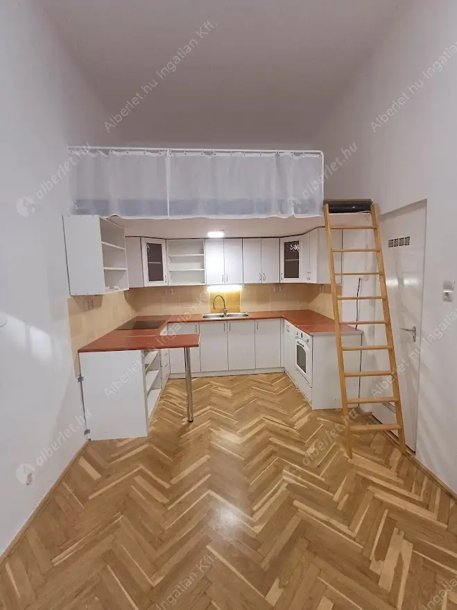 Kiadó albérlet 200000 Ft/hó áron: Budapest, VII. kerület  István utca. Mérete: 44 nm, 2 szobás | Alberlet.hu - 6625936
