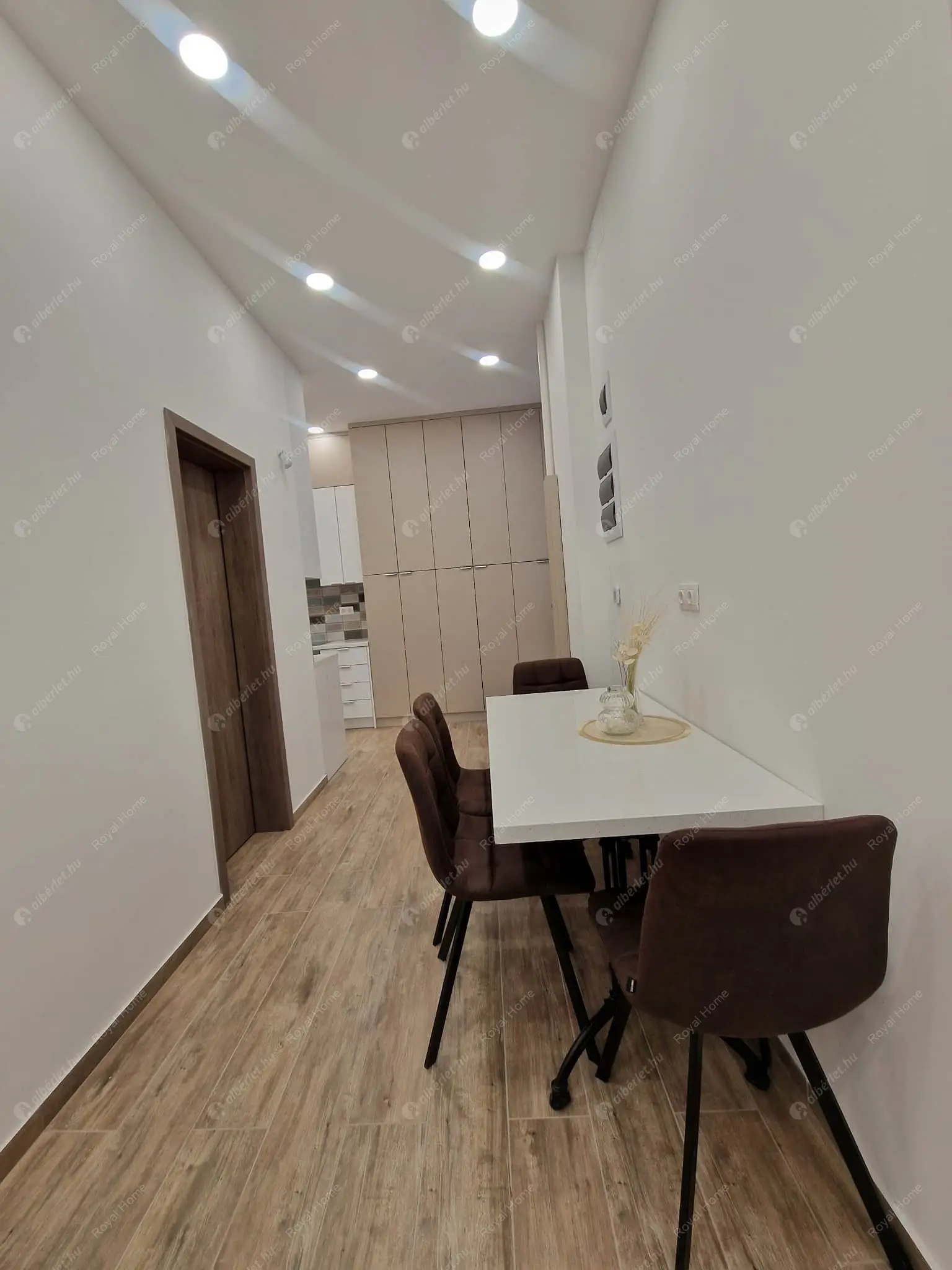 Kiadó albérlet 399000 Ft/hó áron: Budapest, VII. kerület  István utca. Mérete: 62 nm, 2 szobás | Alberlet.hu - 6591543