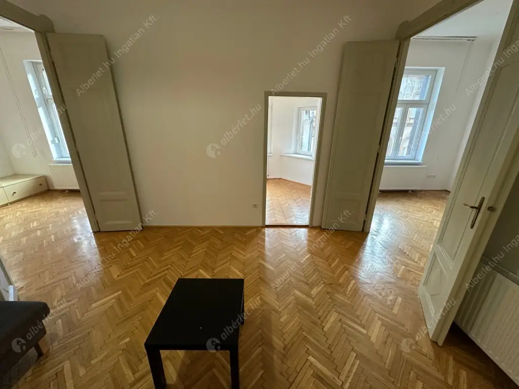 Kiadó albérlet 410000 Ft/hó áron: Budapest, VII. kerület  István utca. Mérete: 94 nm, 4 szobás | Alberlet.hu - 6597503