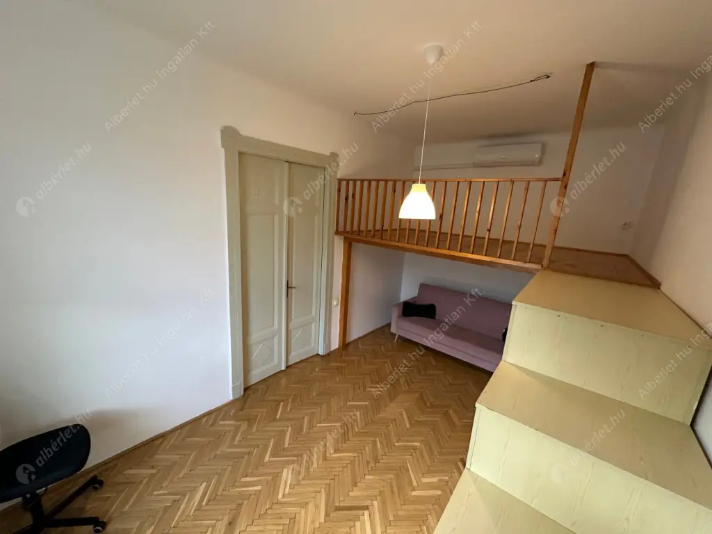 Kiadó albérlet 410000 Ft/hó áron: Budapest, VII. kerület  István utca. Mérete: 94 nm, 4 szobás | Alberlet.hu - 6597509