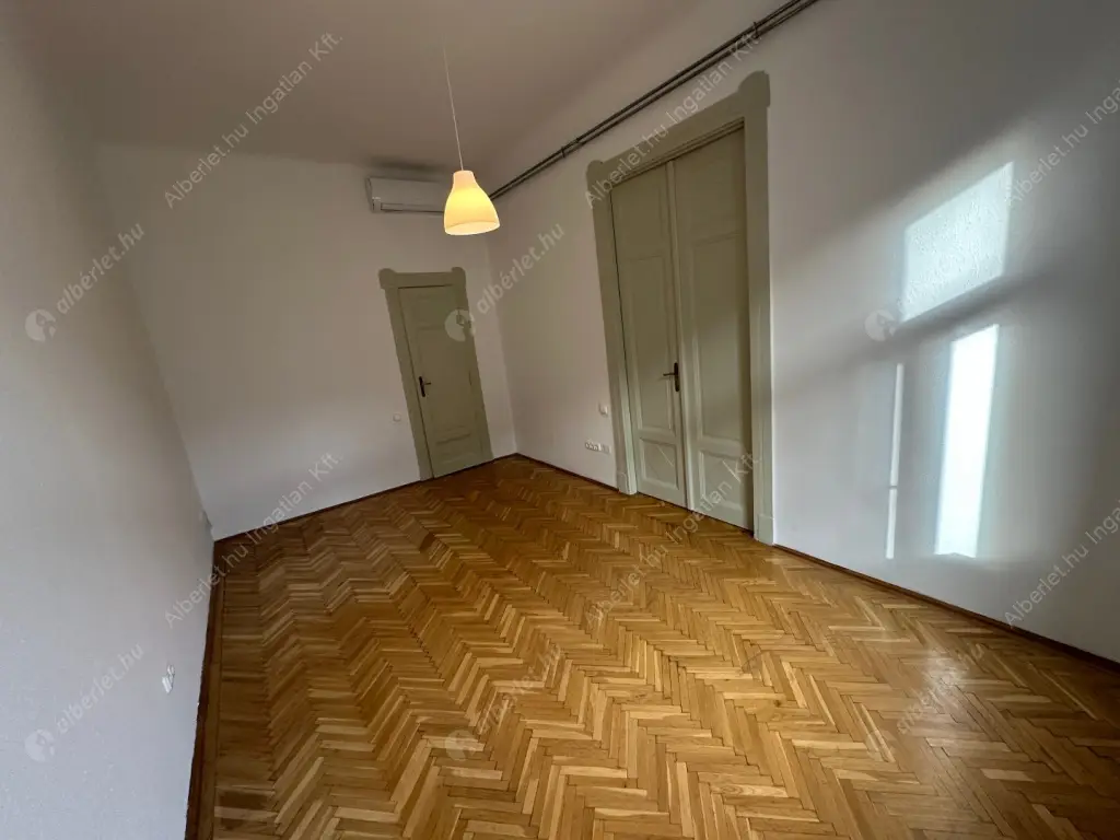 Kiadó albérlet 410000 Ft/hó áron: Budapest, VII. kerület  István utca. Mérete: 94 nm, 4 szobás | Alberlet.hu - 6597511