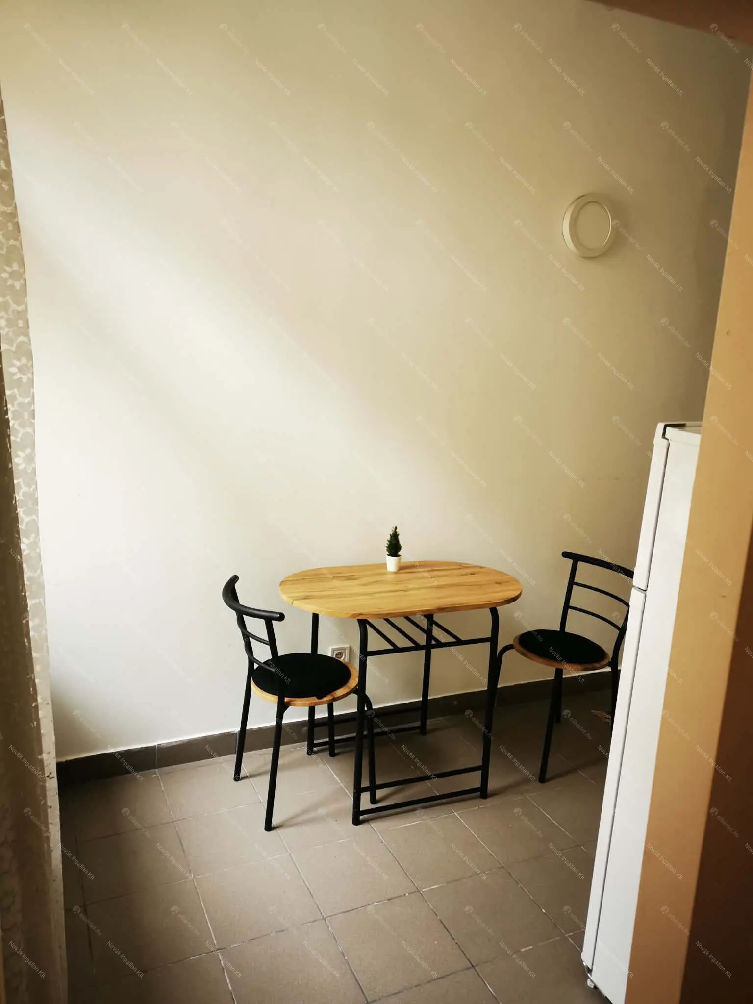 Kiadó albérlet 210000 Ft/hó áron: Budapest, VII. kerület  Izabella utca. Mérete: 35 nm, 1 szobás | Alberlet.hu - 6707471