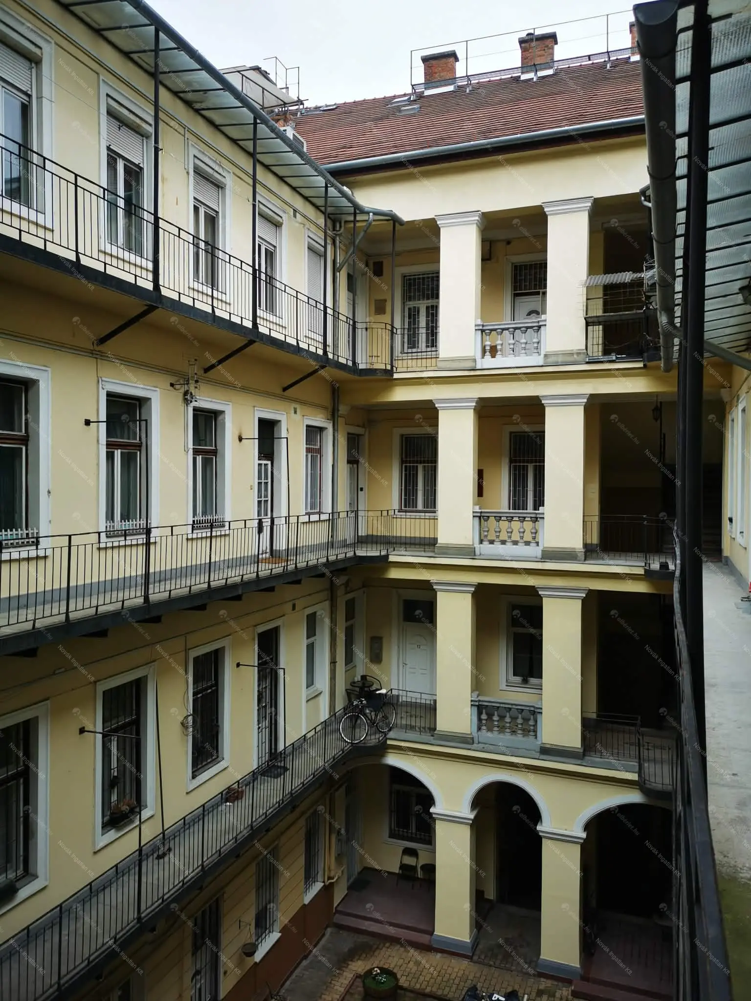 Kiadó albérlet 210000 Ft/hó áron: Budapest, VII. kerület  Izabella utca. Mérete: 35 nm, 1 szobás | Alberlet.hu - 6707478