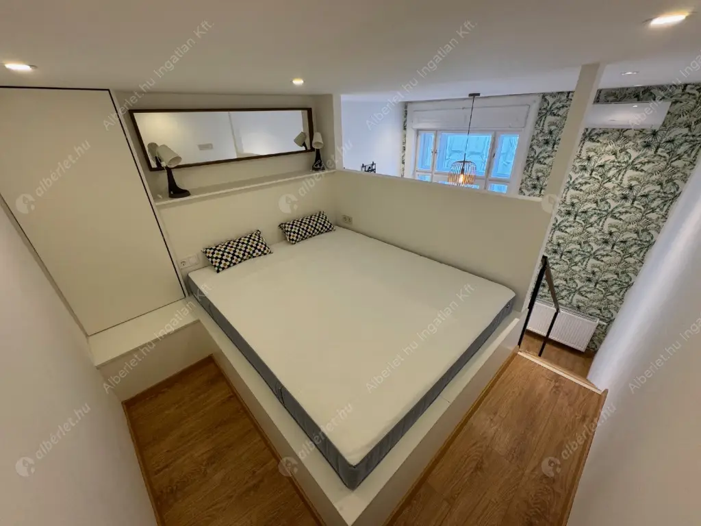 Kiadó albérlet 399000 Ft/hó áron: Budapest, VII. kerület  Izabella utca. Mérete: 59 nm, 2 szobás | Alberlet.hu - 6550924