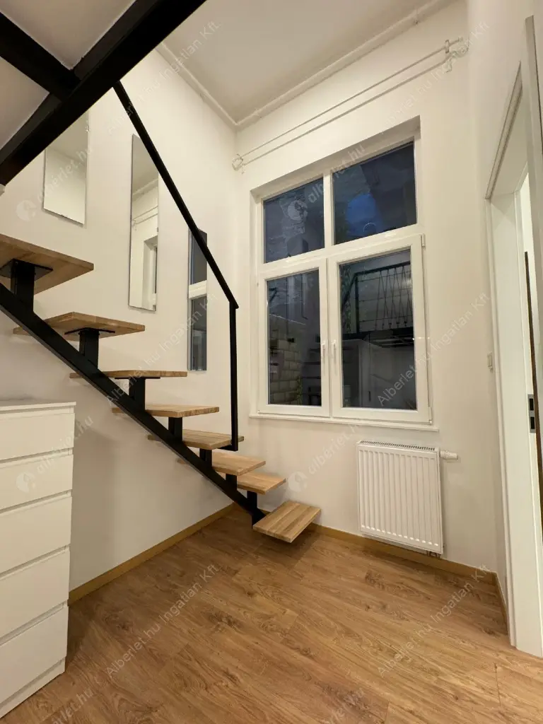 Kiadó albérlet 399000 Ft/hó áron: Budapest, VII. kerület  Izabella utca. Mérete: 59 nm, 2 szobás | Alberlet.hu - 6550929