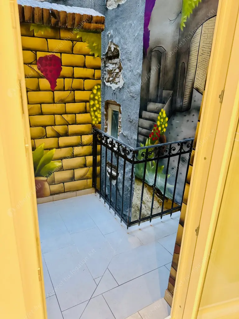 Kiadó albérlet 399000 Ft/hó áron: Budapest, VII. kerület  Izabella utca. Mérete: 59 nm, 2 szobás | Alberlet.hu - 6550938