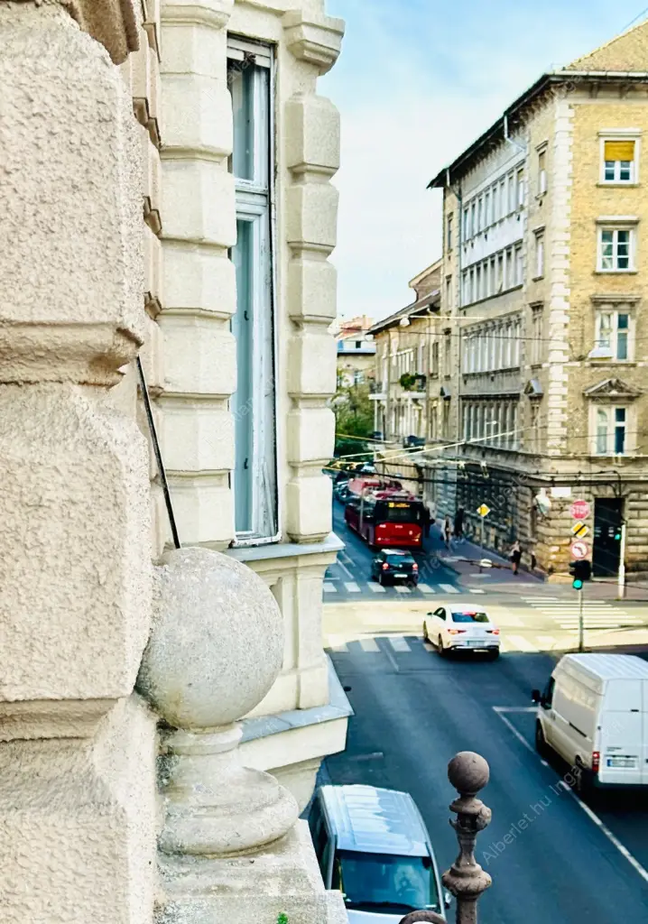 Kiadó albérlet 399000 Ft/hó áron: Budapest, VII. kerület  Izabella utca. Mérete: 59 nm, 2 szobás | Alberlet.hu - 6550940