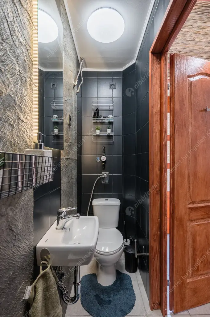 Kiadó albérlet 250000 Ft/hó áron: Budapest, VII. kerület  Jósika utca. Mérete: 35 nm, 1 szobás | Alberlet.hu - 6563020