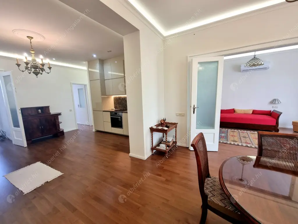 Kiadó albérlet 600000 Ft/hó áron: Budapest, VII. kerület  Károly körút. Mérete: 100 nm, 4 szobás | Alberlet.hu - 6607377