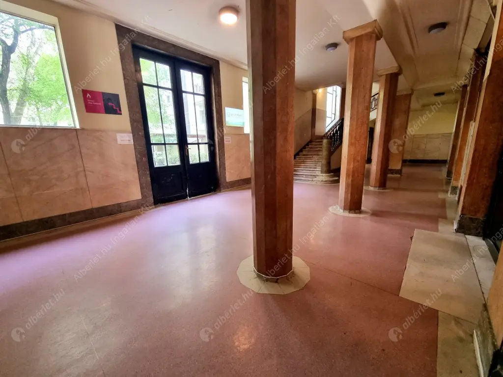 Kiadó albérlet 600000 Ft/hó áron: Budapest, VII. kerület  Károly körút. Mérete: 100 nm, 4 szobás | Alberlet.hu - 6607395