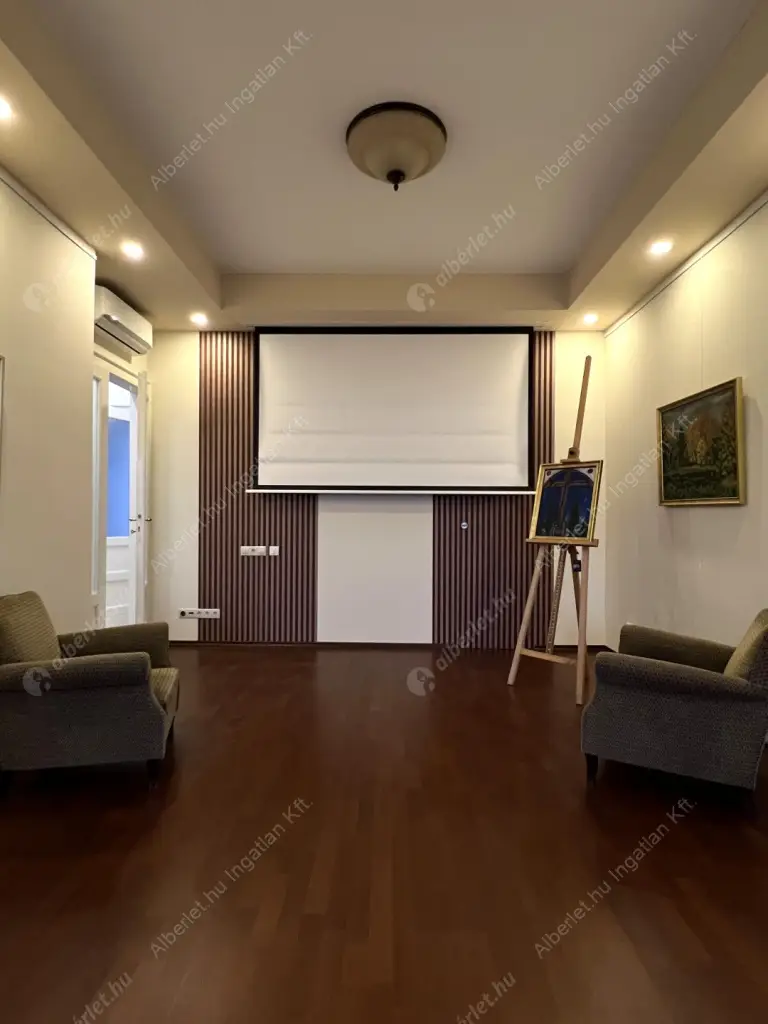 Kiadó albérlet 850000 Ft/hó áron: Budapest, VII. kerület  Károly körút. Mérete: 100 nm, 4 szobás | Alberlet.hu - 6616231