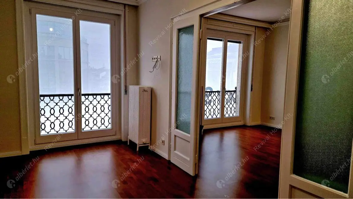 Kiadó albérlet 699000 Ft/hó áron: Budapest, VII. kerület  Károly körút. Mérete: 110 nm, 4 szobás | Alberlet.hu - 6214217