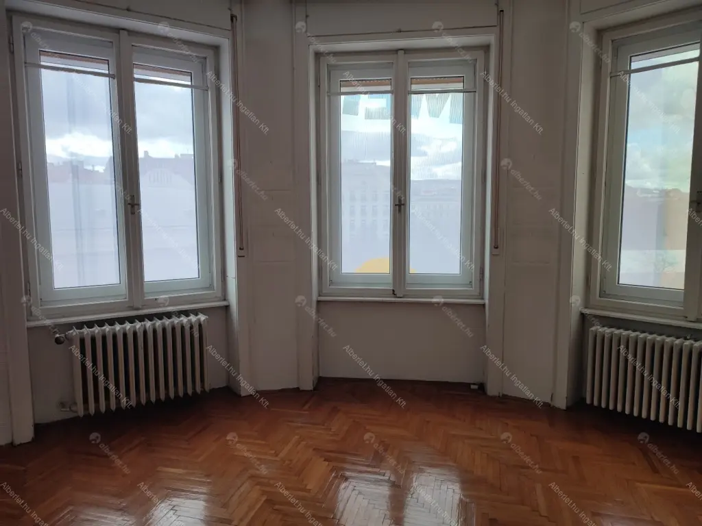 Kiadó albérlet 1200000 Ft/hó áron: Budapest, VII. kerület  Károly körút. Mérete: 114 nm, 5 szobás | Alberlet.hu - 6651520