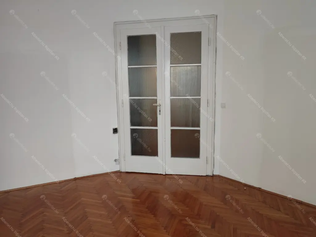 Kiadó albérlet 1200000 Ft/hó áron: Budapest, VII. kerület  Károly körút. Mérete: 114 nm, 5 szobás | Alberlet.hu - 6651522