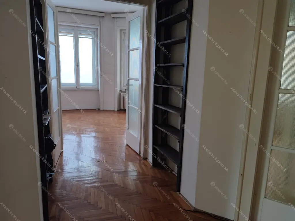 Kiadó albérlet 1200000 Ft/hó áron: Budapest, VII. kerület  Károly körút. Mérete: 114 nm, 5 szobás | Alberlet.hu - 6651527