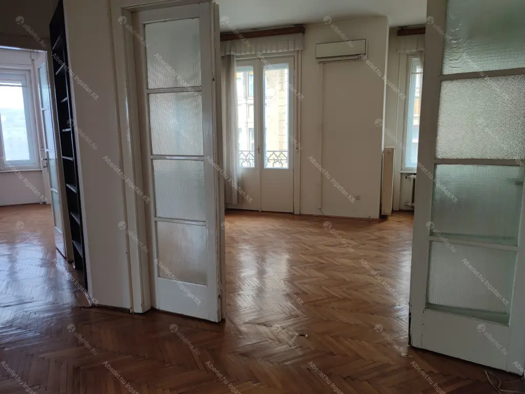 Kiadó albérlet 1200000 Ft/hó áron: Budapest, VII. kerület  Károly körút. Mérete: 114 nm, 5 szobás | Alberlet.hu - 6651529