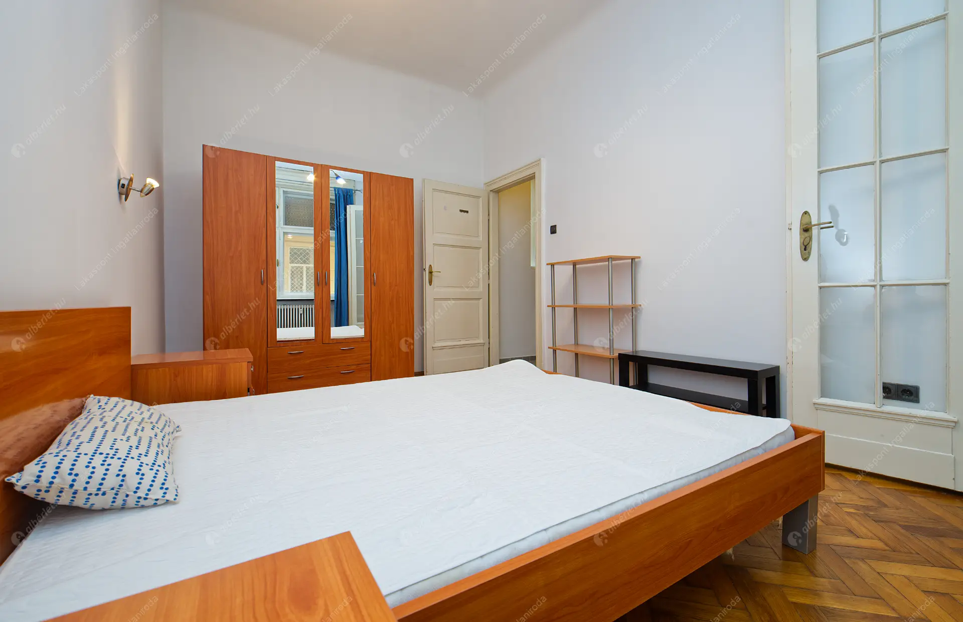 Kiadó albérlet 250000 Ft/hó áron: Budapest, VII. kerület  Károly körút. Mérete: 60 nm, 2 szobás | Alberlet.hu - 6571799