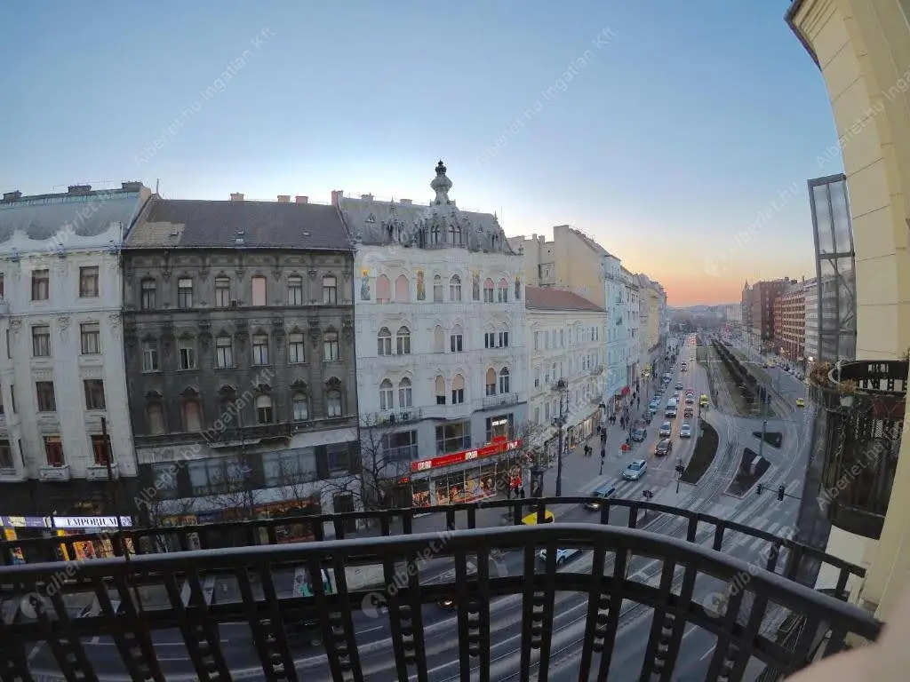 Kiadó albérlet 460000 Ft/hó áron: Budapest, VII. kerület  Károly körút. Mérete: 78 nm, 3 szobás | Alberlet.hu - 6623950