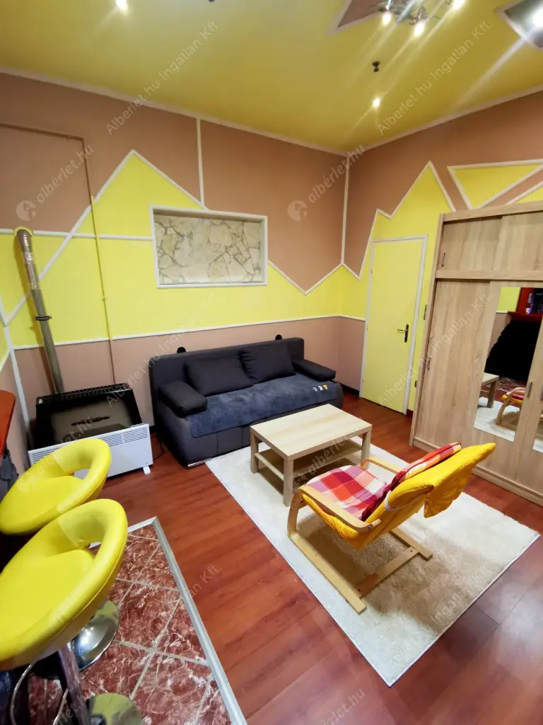Kiadó albérlet 180000 Ft/hó áron: Budapest, VII. kerület  Kazinczy utca. Mérete: 31 nm, 1 szobás | Alberlet.hu - 6586533