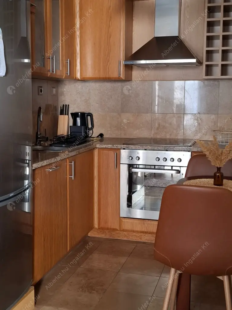 Kiadó albérlet 250000 Ft/hó áron: Budapest, VII. kerület  Kazinczy utca. Mérete: 32 nm, 2 szobás | Alberlet.hu - 6576581