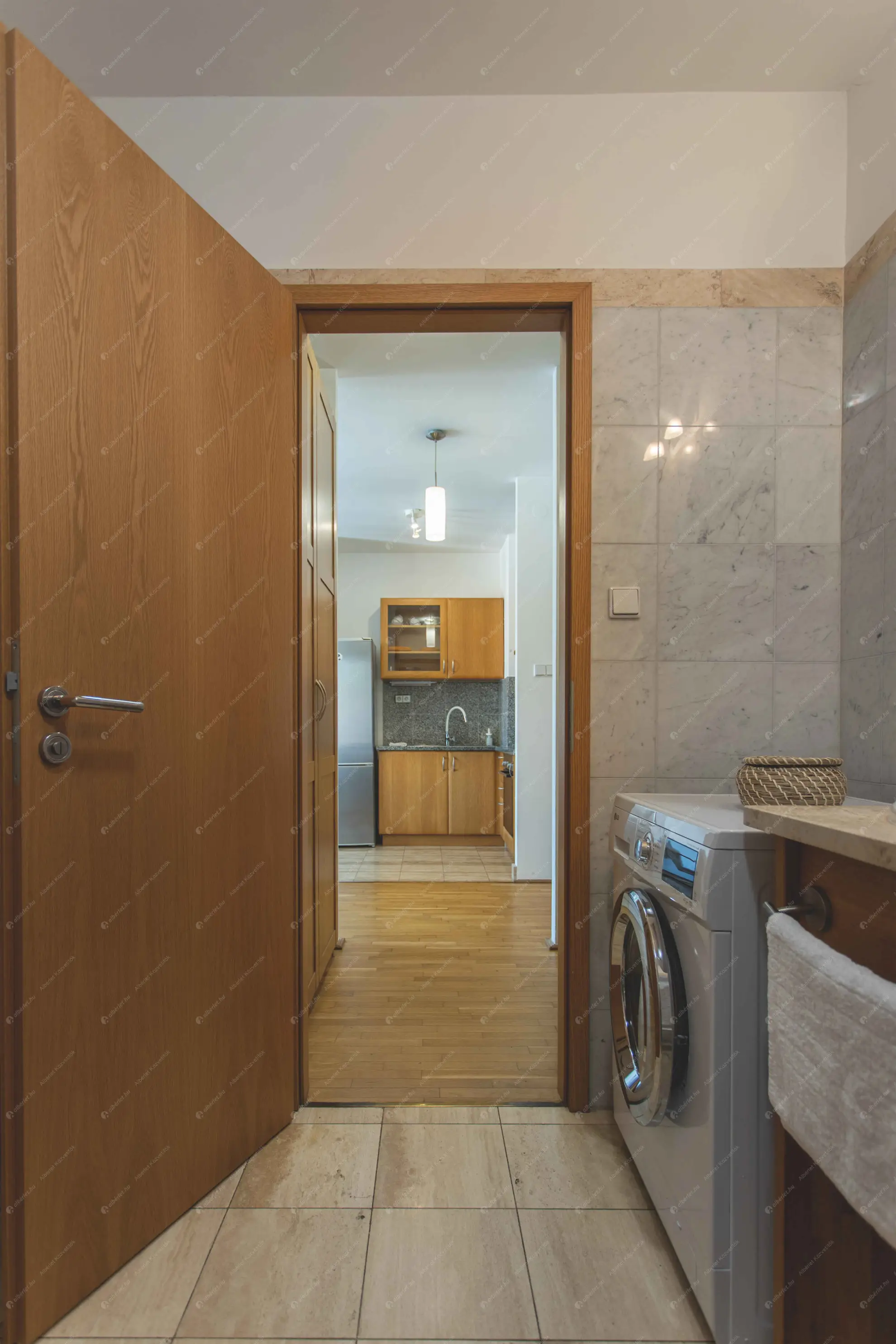 Kiadó albérlet 250000 Ft/hó áron: Budapest, VII. kerület  Kazinczy utca. Mérete: 45 nm, 2 szobás | Alberlet.hu - 6621788