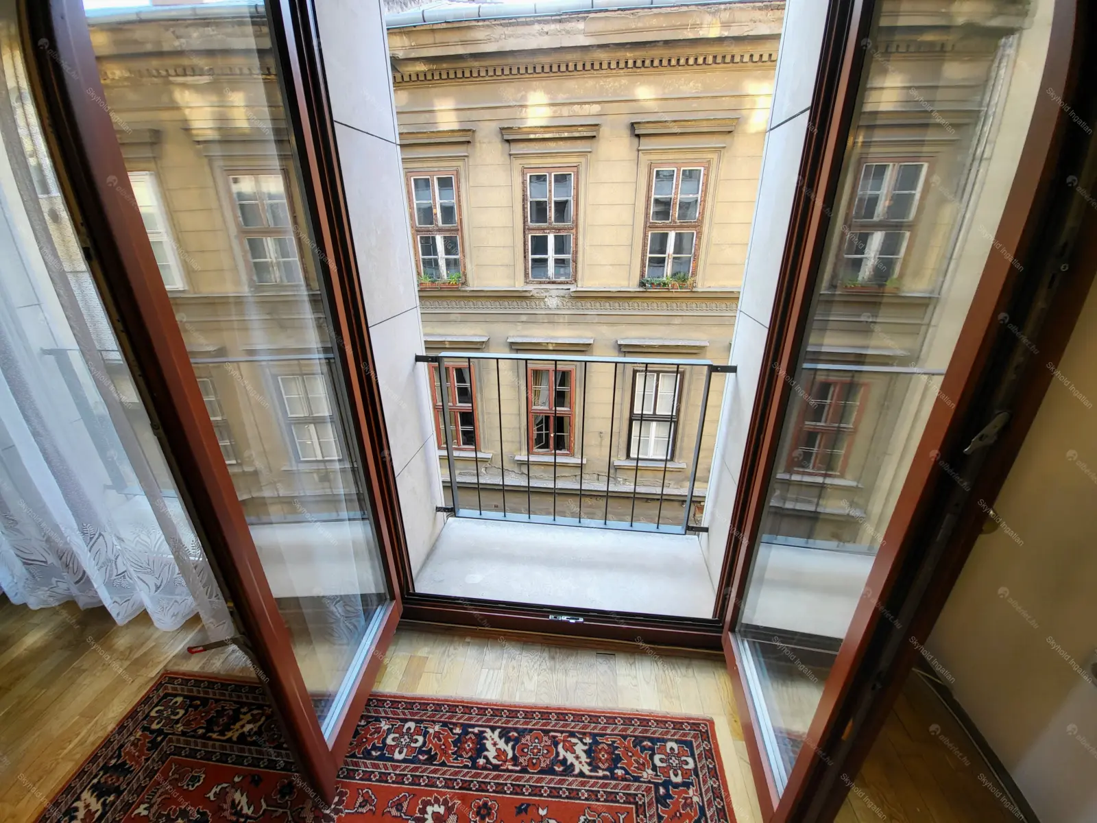 Kiadó albérlet 275000 Ft/hó áron: Budapest, VII. kerület  Kazinczy utca. Mérete: 50 nm, 2 szobás | Alberlet.hu - 6652226