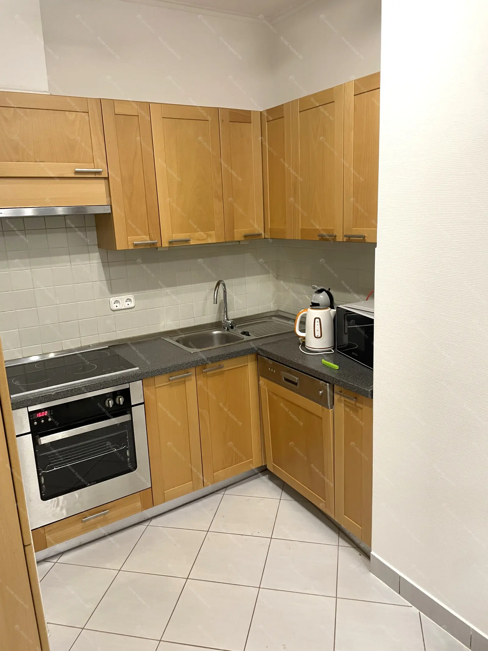 Kiadó albérlet 300000 Ft/hó áron: Budapest, VII. kerület  Kazinczy utca. Mérete: 57 nm, 2 szobás | Alberlet.hu - 6703664