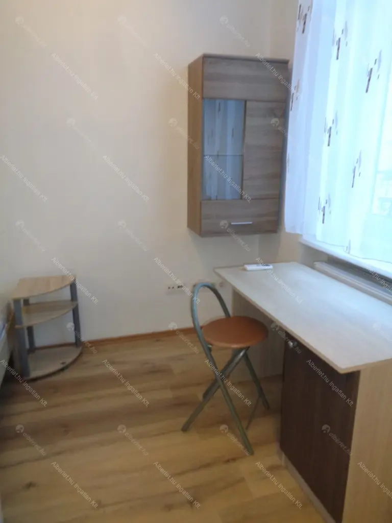 Kiadó albérlet 260000 Ft/hó áron: Budapest, VII. kerület  Kazinczy utca. Mérete: 60 nm, 2 szobás | Alberlet.hu - 6709648