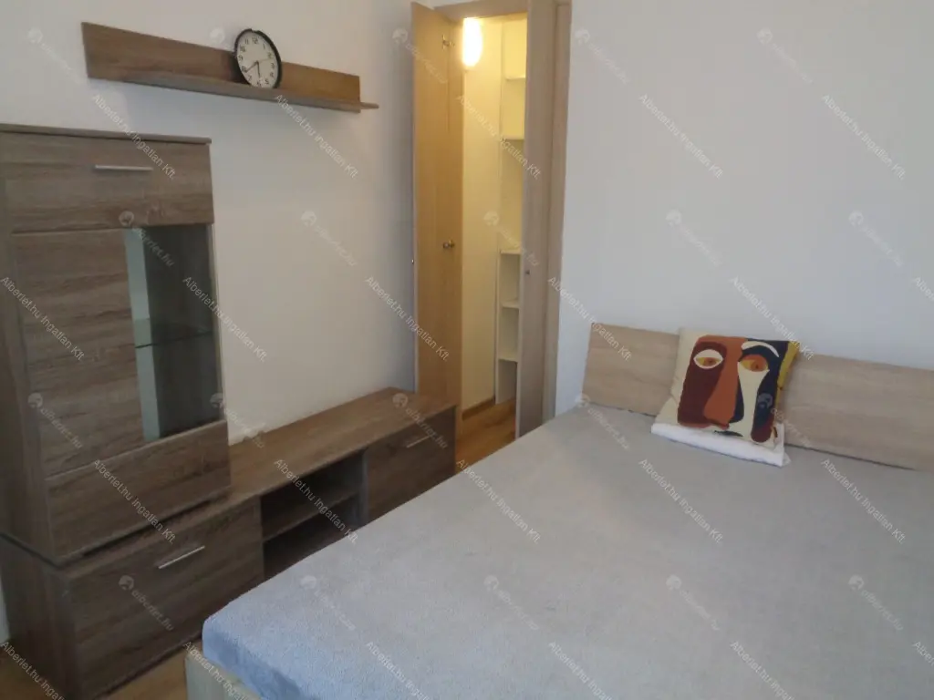 Kiadó albérlet 260000 Ft/hó áron: Budapest, VII. kerület  Kazinczy utca. Mérete: 60 nm, 2 szobás | Alberlet.hu - 6709650