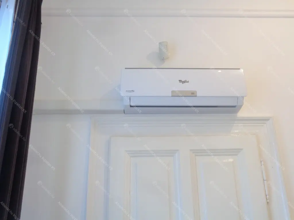 Kiadó albérlet 260000 Ft/hó áron: Budapest, VII. kerület  Kazinczy utca. Mérete: 60 nm, 2 szobás | Alberlet.hu - 6709654