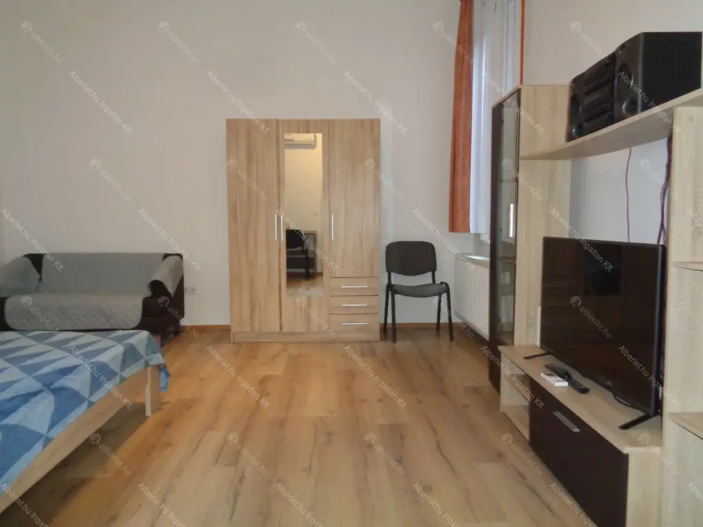 Kiadó albérlet 260000 Ft/hó áron: Budapest, VII. kerület  Kazinczy utca. Mérete: 60 nm, 2 szobás | Alberlet.hu - 6709657