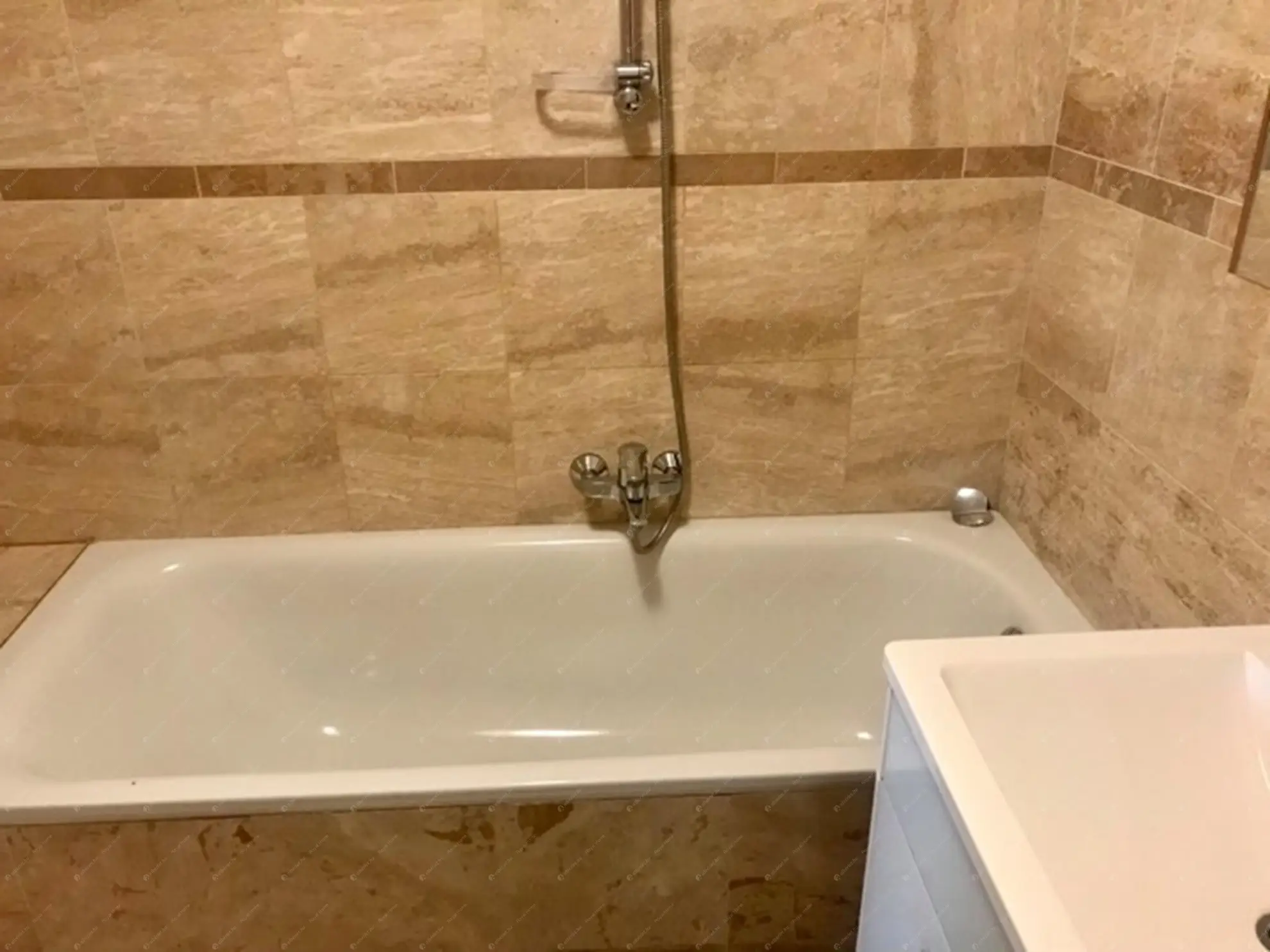 Kiadó albérlet 390000 Ft/hó áron: Budapest, VII. kerület  Kazinczy utca. Mérete: 70 nm, 3 szobás | Alberlet.hu - 6573505