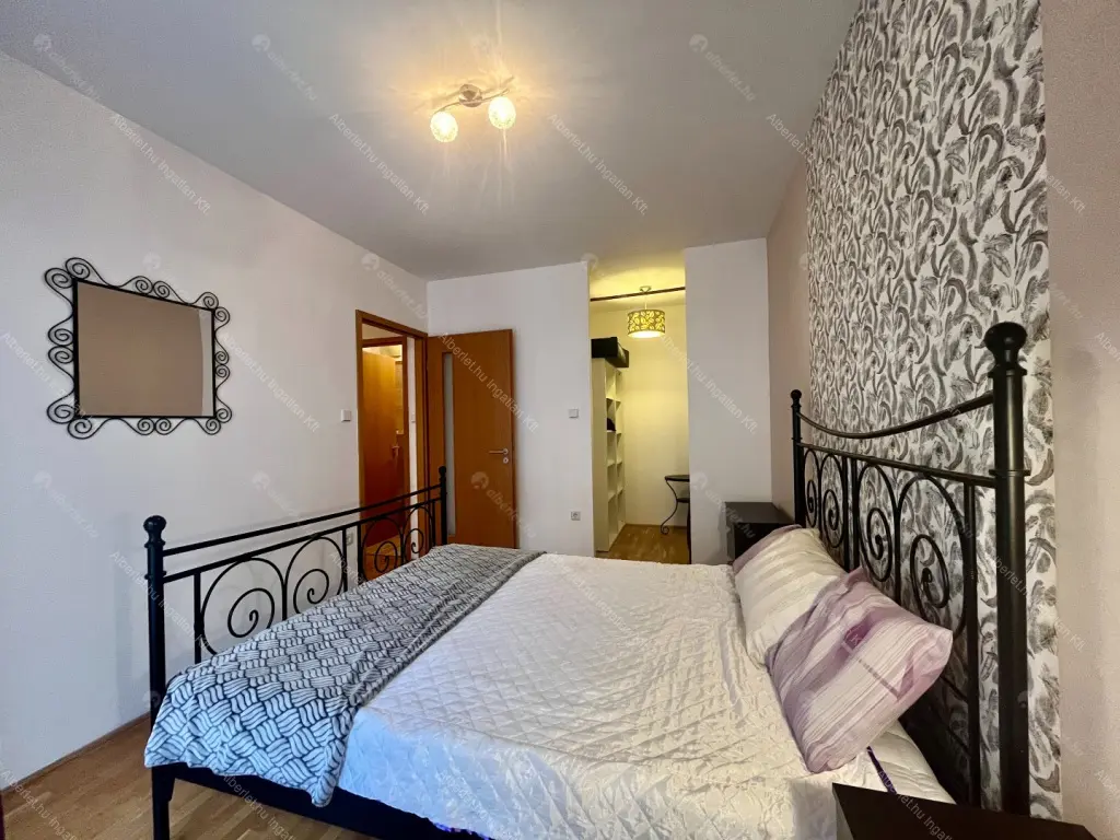 Kiadó albérlet 350000 Ft/hó áron: Budapest, VII. kerület  Kazinczy utca. Mérete: 71 nm, 3 szobás | Alberlet.hu - 6684017