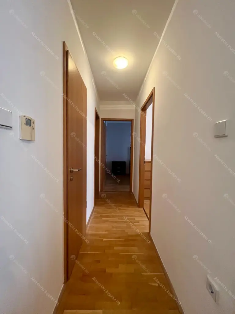 Kiadó albérlet 350000 Ft/hó áron: Budapest, VII. kerület  Kazinczy utca. Mérete: 71 nm, 3 szobás | Alberlet.hu - 6684026