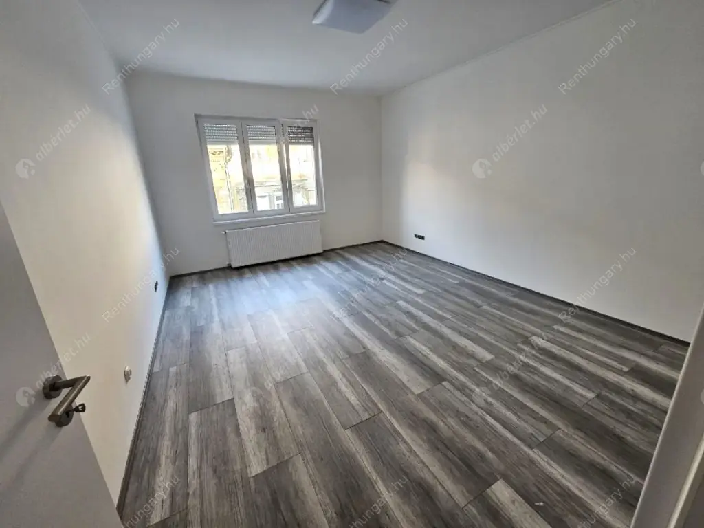 Kiadó albérlet 230000 Ft/hó áron: Budapest, VII. kerület  Kertész  utca . Mérete: 38 nm, 1 szobás | Alberlet.hu - 6612221