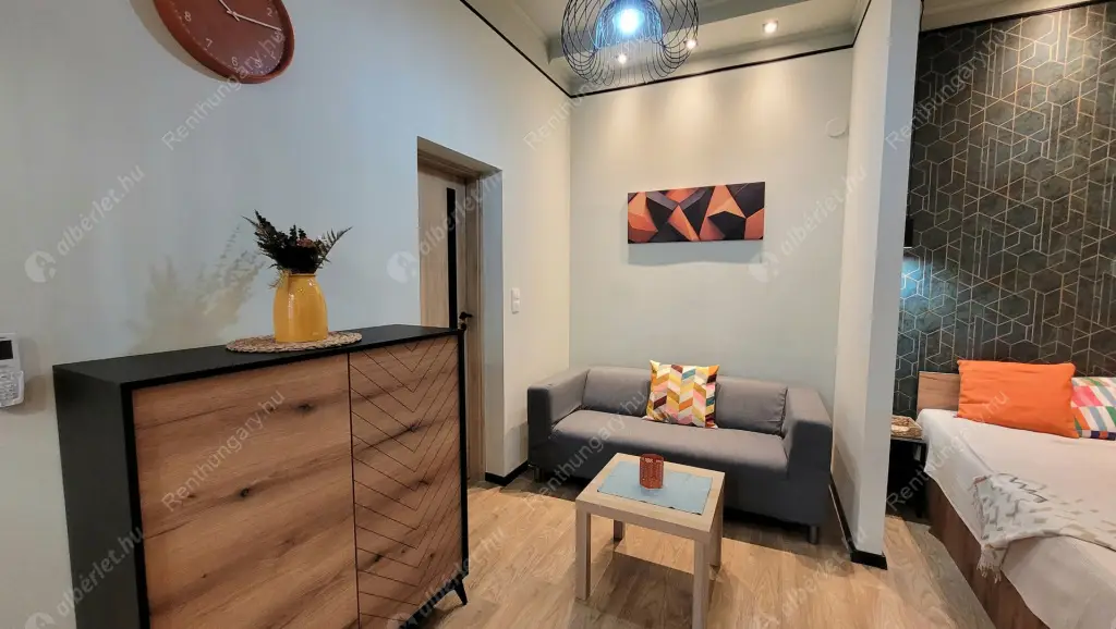Kiadó albérlet 250000 Ft/hó áron: Budapest, VII. kerület  Kertész utca. Mérete: 36 nm, 1 szobás | Alberlet.hu - 6561213