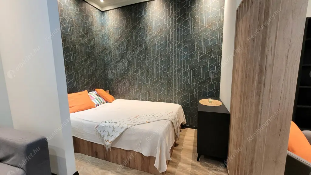 Kiadó albérlet 250000 Ft/hó áron: Budapest, VII. kerület  Kertész utca. Mérete: 36 nm, 1 szobás | Alberlet.hu - 6561215