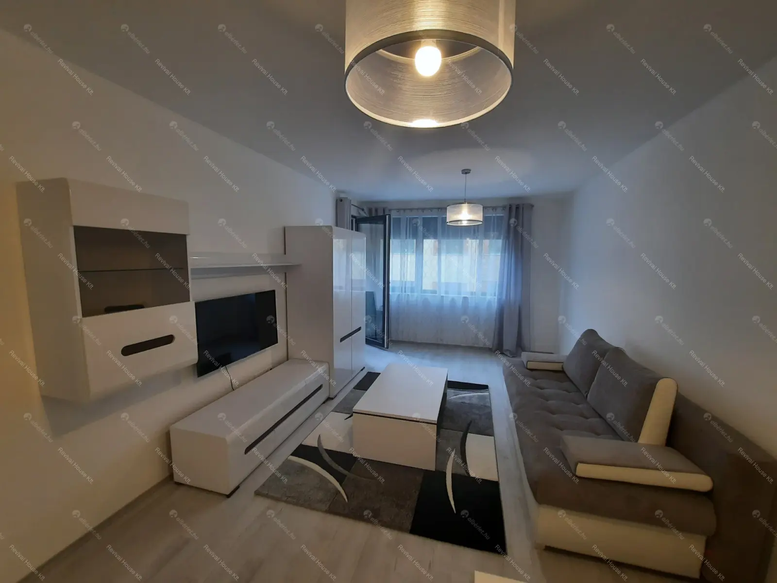 Kiadó albérlet 318000 Ft/hó áron: Budapest, VII. kerület  Kertész utca. Mérete: 48 nm, 5 szobás | Alberlet.hu - 5808942