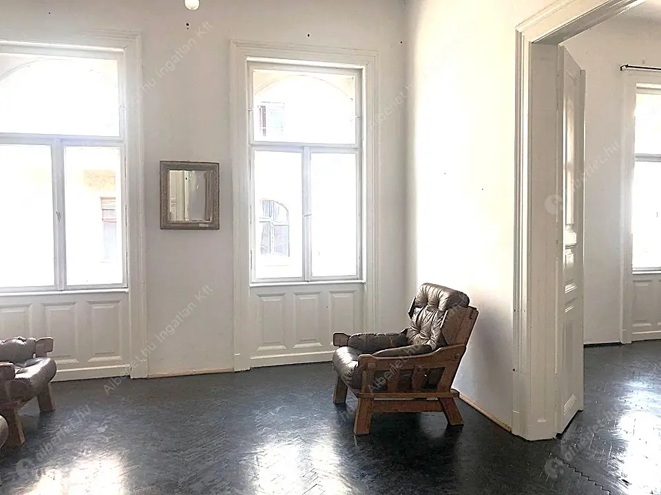 Kiadó albérlet 312000 Ft/hó áron: Budapest, VII. kerület  Kertész utca. Mérete: 93 nm, 2 szobás | Alberlet.hu - 6546128