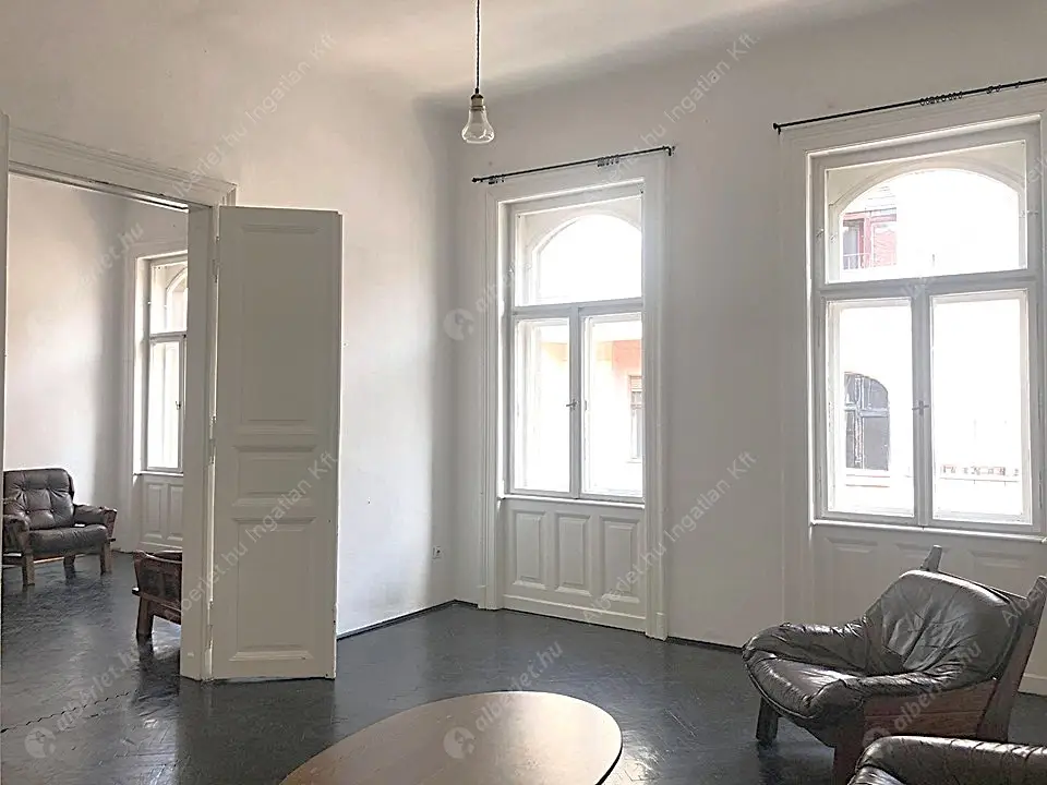 Kiadó albérlet 312000 Ft/hó áron: Budapest, VII. kerület  Kertész utca. Mérete: 93 nm, 2 szobás | Alberlet.hu - 6546132